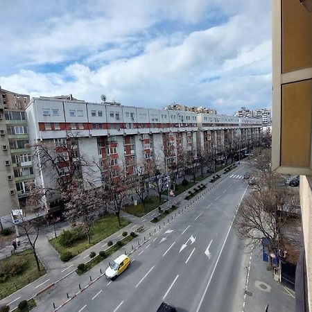 City Center Chic, Urban Apartment Скопье Экстерьер фото