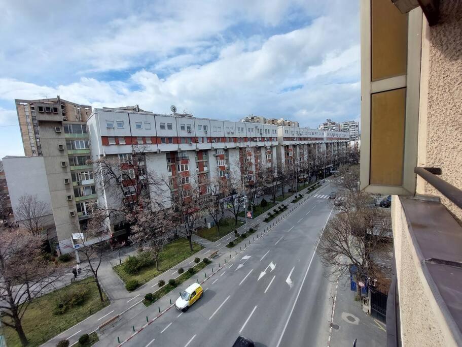 City Center Chic, Urban Apartment Скопье Экстерьер фото